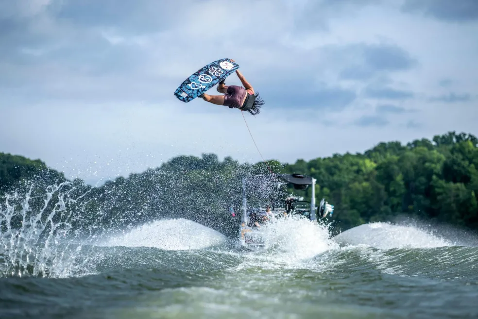 Hyperlite Journey Wakeboard 2026