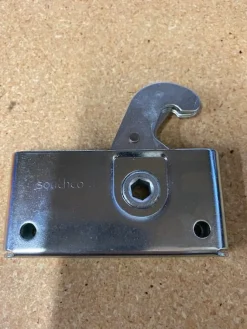 Latch for Malibu Tower G3.5, G3-17, 17-