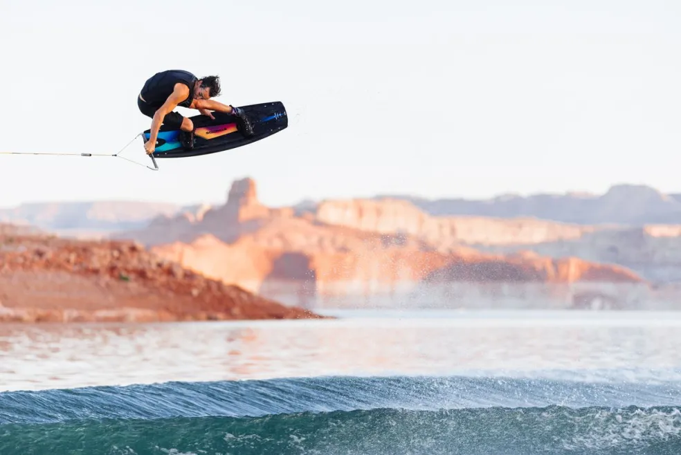 Liquid Force Ethos Wakeboard | Vertex 6X Boots 2026