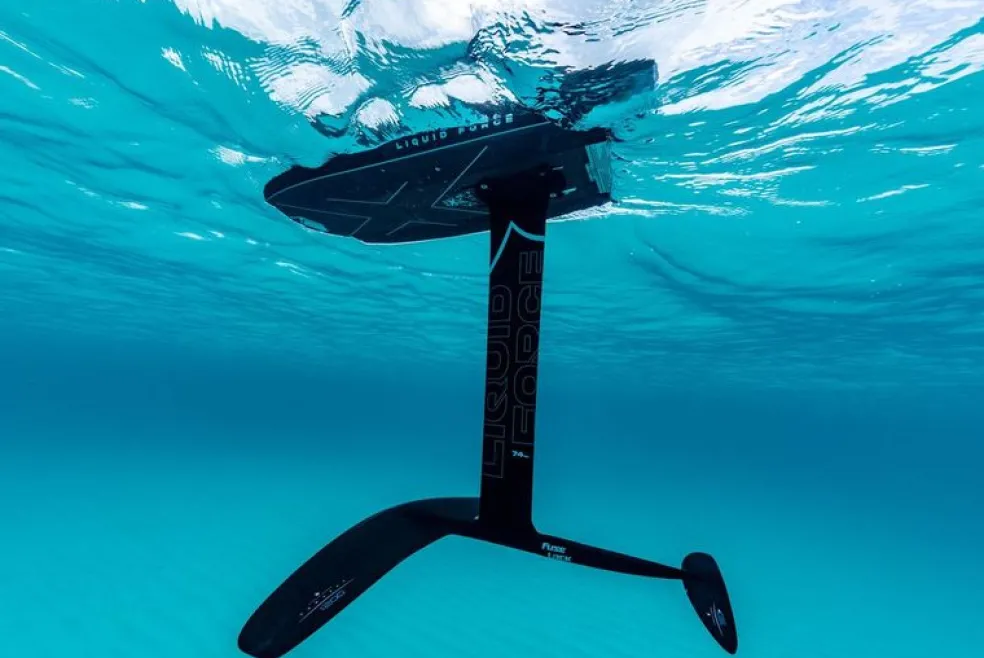 Liquid Force X Foil Board | Carbon Horizon 1200 Fuselock Foil Package 2026