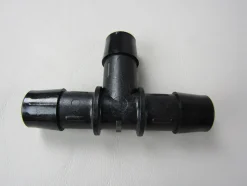 Malibu Nylon Fitting- 5/8 barbed (006907.1)