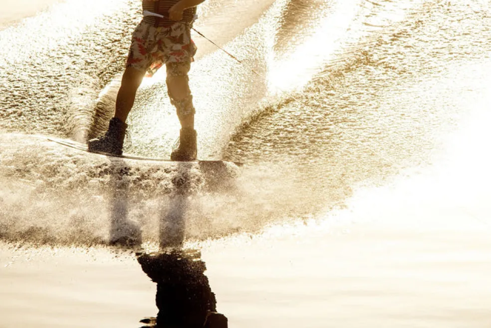 Ronix 2025 Parks Wakeboard | Parks Bindings